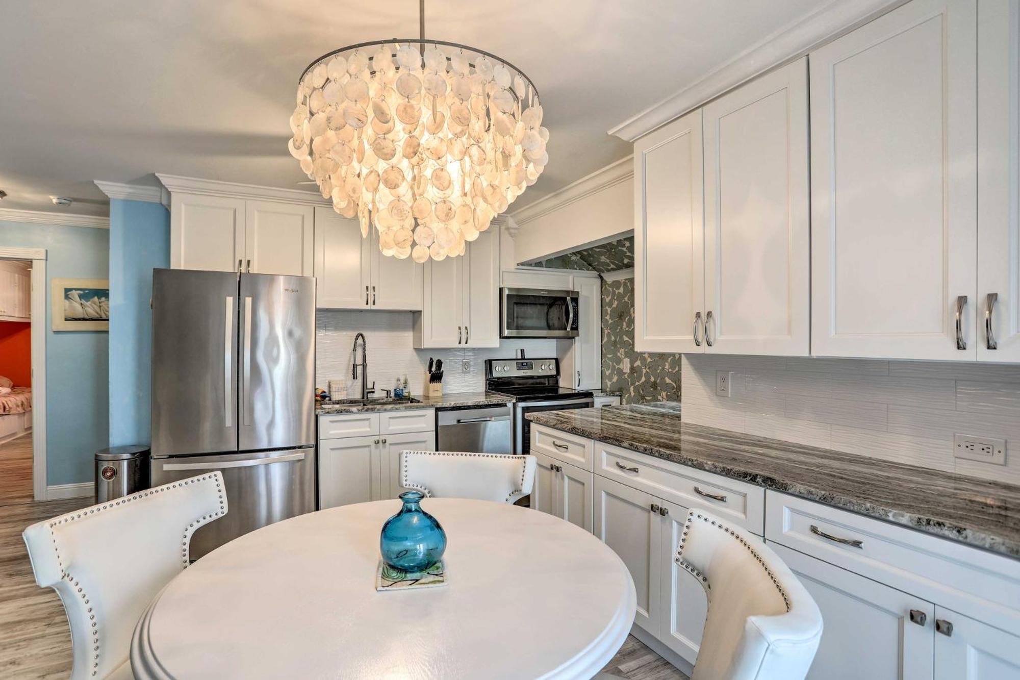 Breezy Murrells Inlet Condo With Deck Walk To Beach Миртъл Бийч Екстериор снимка