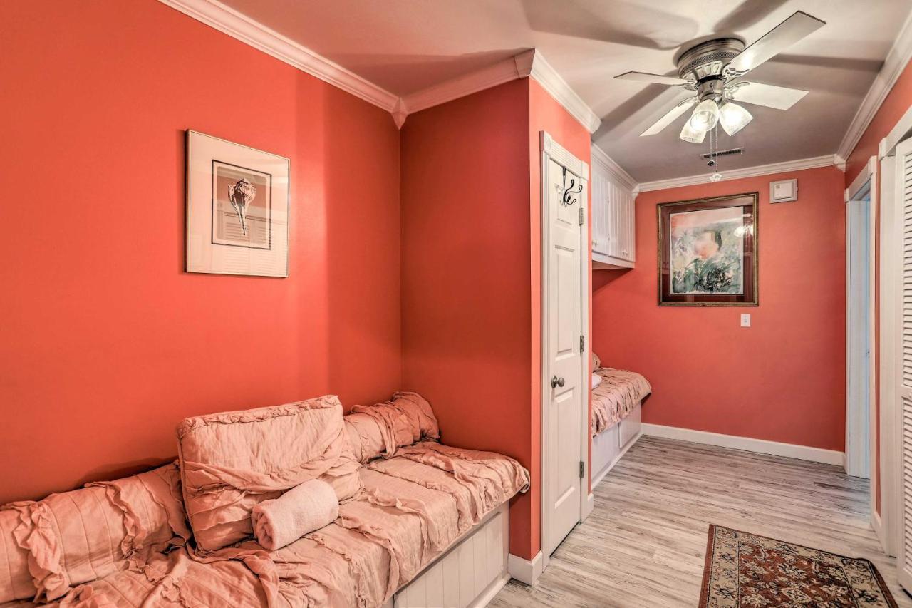 Breezy Murrells Inlet Condo With Deck Walk To Beach Миртъл Бийч Екстериор снимка